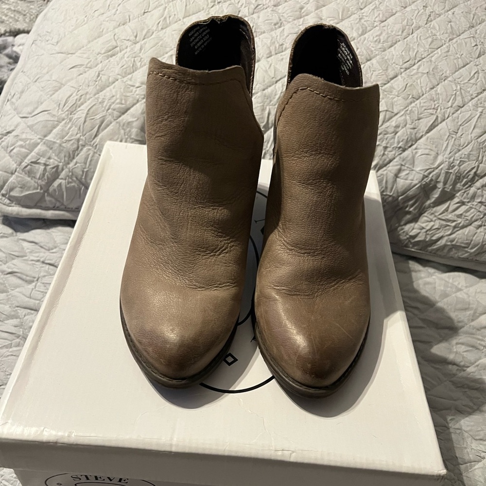 Steve Madden booties